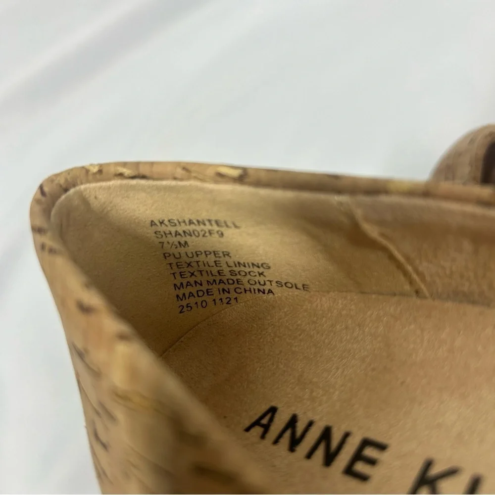Anne Klein | Shantell iFlex Cork Wedges Gold Chain Heels Tan Women’s Size 7.5